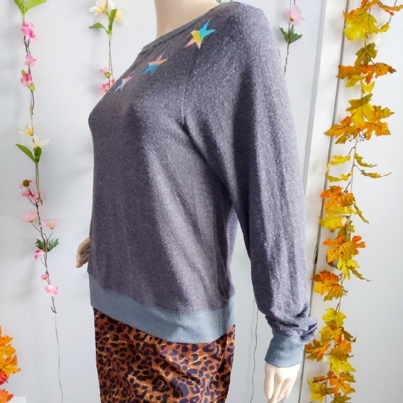 NWOT WILDFOX SWEATSHIRT REINBOW STARS - Picture 3 of 7